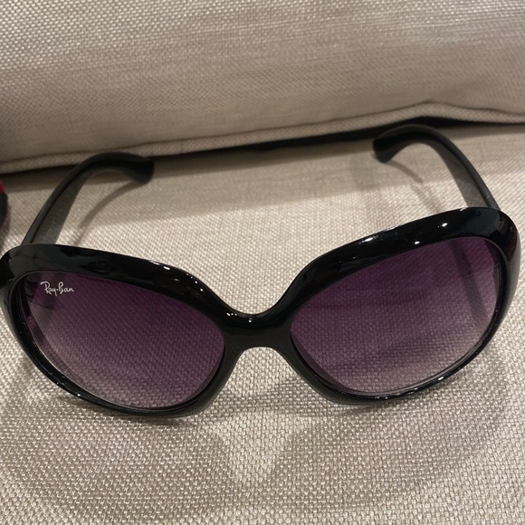 Ray-Ban sunglasses 😎 made in USA oversized black wipe case - Picture 4 of 15